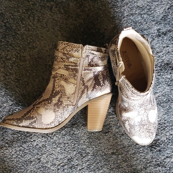 ⚜ BOOTIES ⚜ - Picture 2 of 6